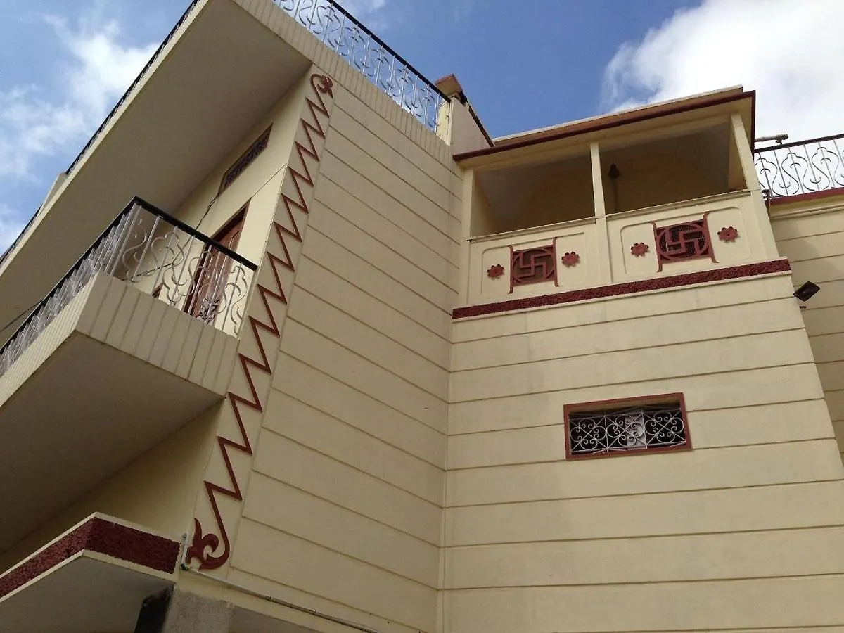 Cozy Inn Varanasi Homestay